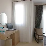 内华达水疗酒店 度假村 3*