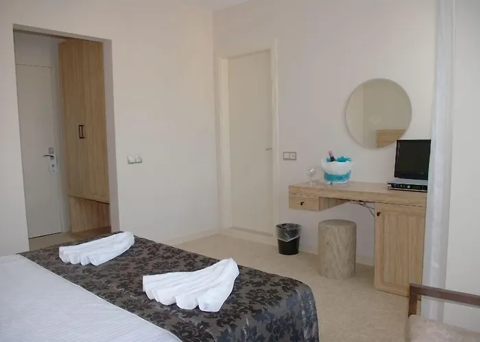 Nevada & Semesteranläggning (resort) 3*