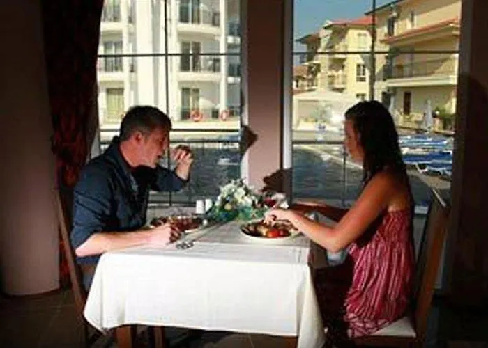 Nevada & Semesteranläggning (resort) Fethiye