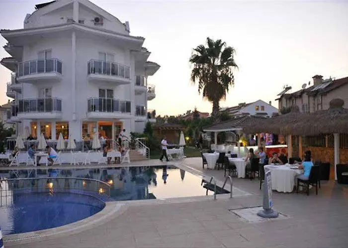 Semesteranläggning (resort) Nevada & 3*