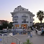 Nevada & 3*